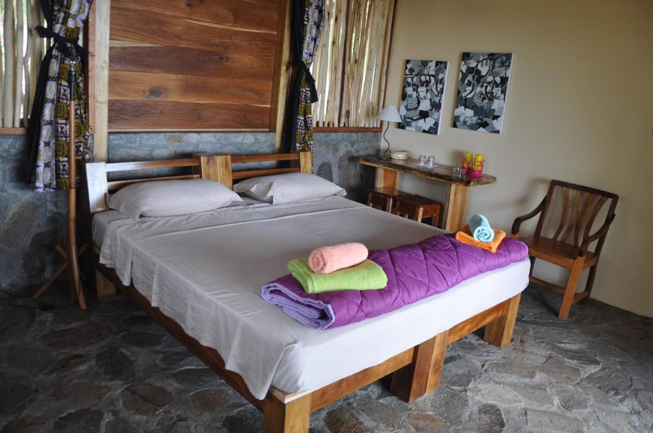 Villa Mucumbli à Ponta Figo Extérieur photo