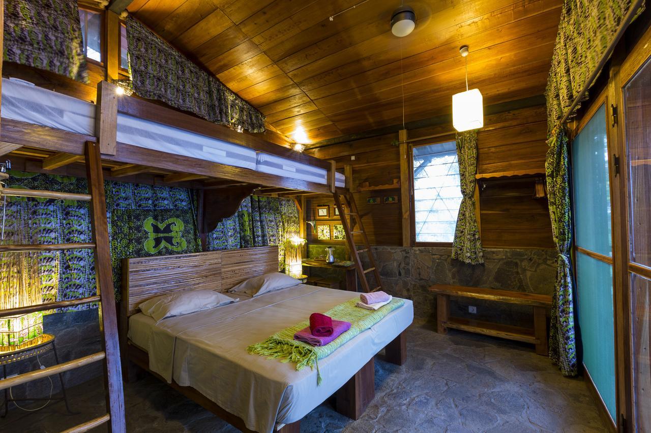 Villa Mucumbli à Ponta Figo Extérieur photo