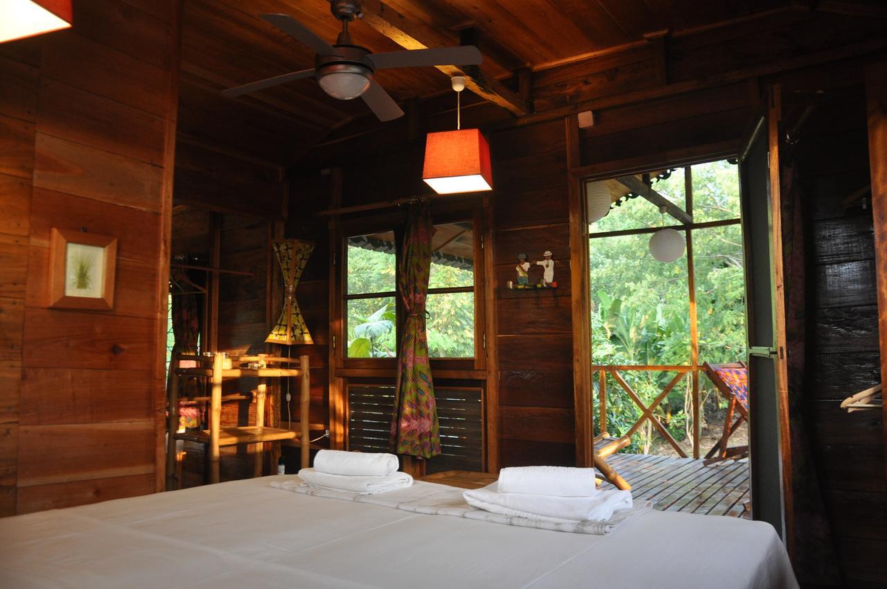 Villa Mucumbli à Ponta Figo Extérieur photo